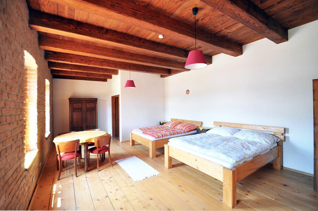 Rekreacni Areal Dvur Honetice Otel Dış mekan fotoğraf